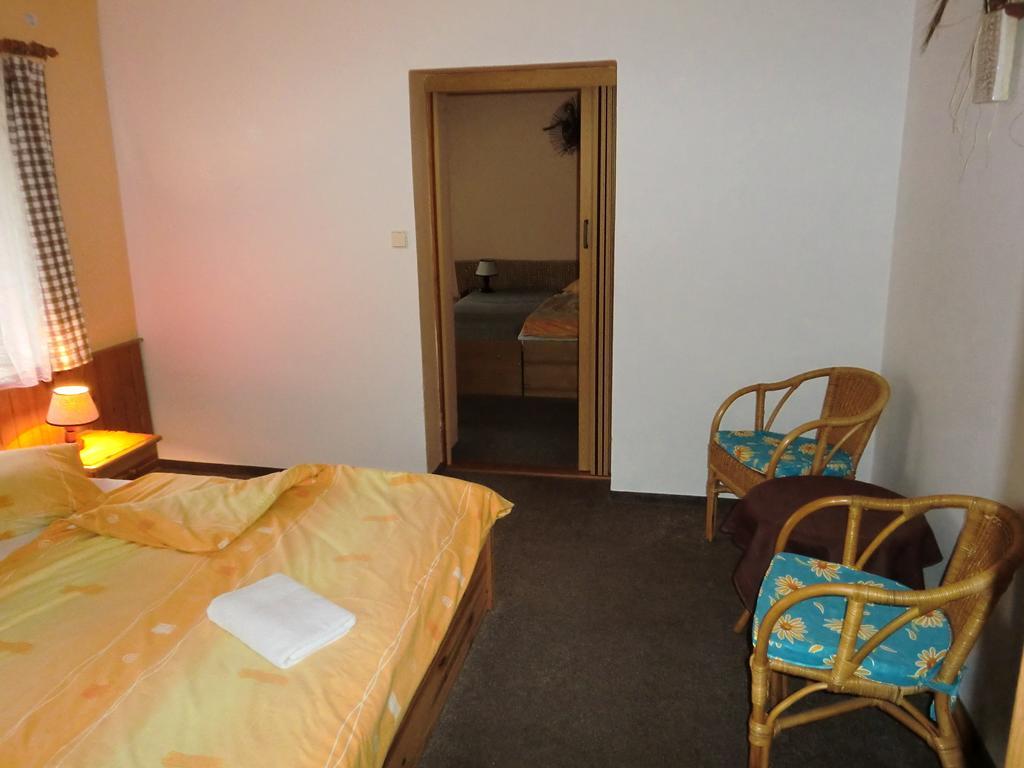 Pension Hela Bedřichov Quarto foto