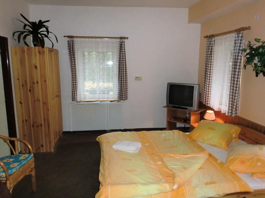 Pension Hela Bedřichov Quarto foto